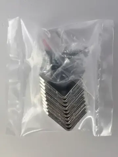 Уголок мебельный кронштейн 20х20 мм цинк (10 шт в упак) в комплекте с саморезами 3х16 (20 шт). Мебельный крепежный уголок с крепежом.