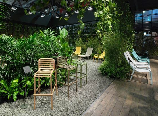 Стул пластиковый барный Doga Stool Табак