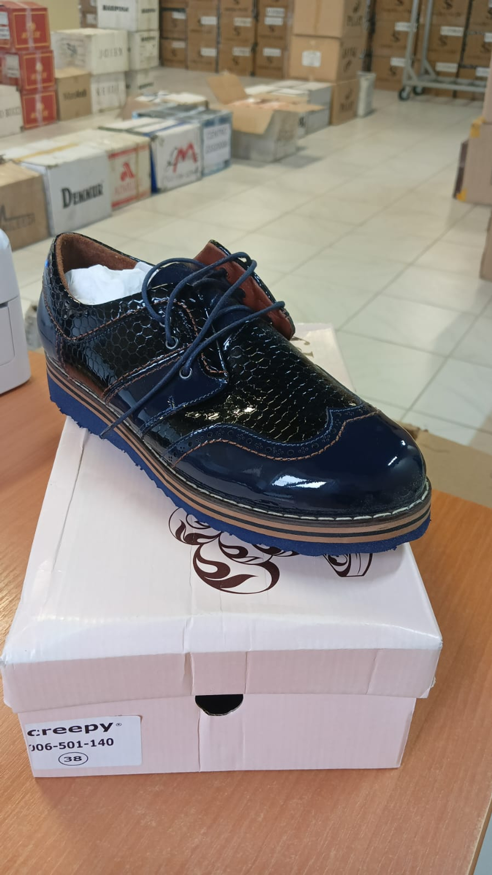 Туфли женские CREEPY 006-501-140