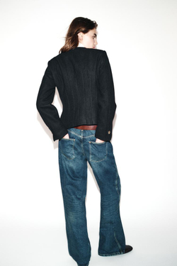 ZARA БЛЕЙЗЕР ОБЛЕГАЮЩЕГО КРОЯ С КРУГЛЫМ ВЫРЕЗОМ, ЧЕРНЫЙ