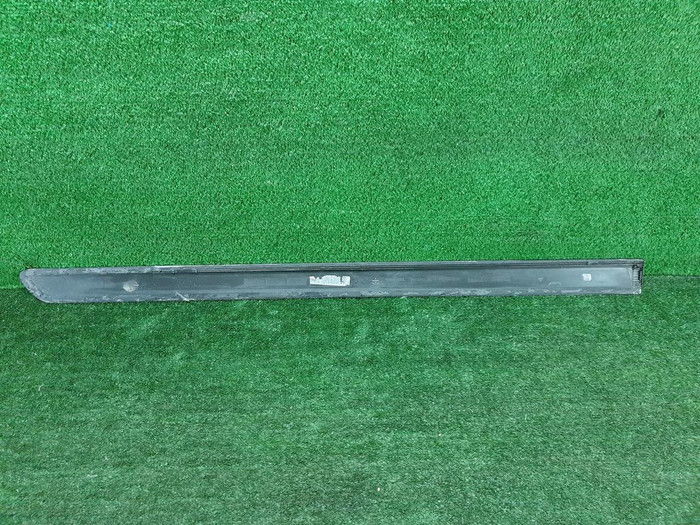 Накладка двери передняя правая Volvo XC90 1 (2006-2014)