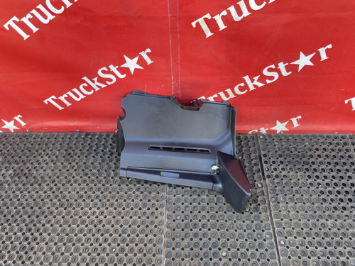 Накладка приборной панели правая