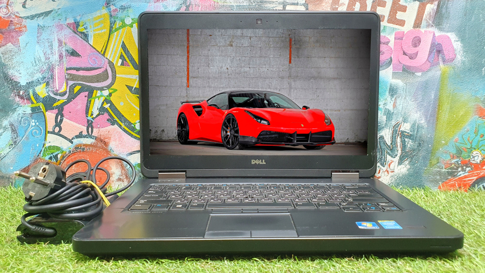 Ноутбук Dell i5/4Gb