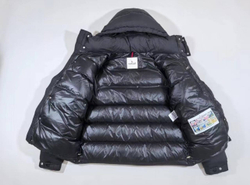 Пуховик Moncler