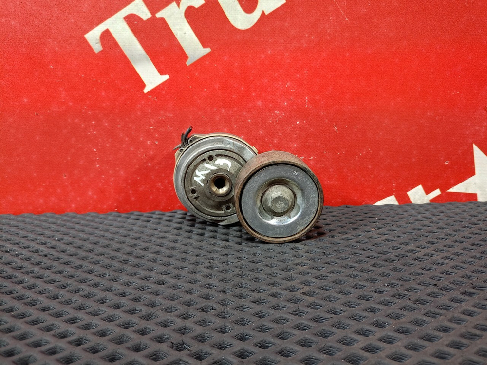 Ролик натяжитель ремня ГРМ