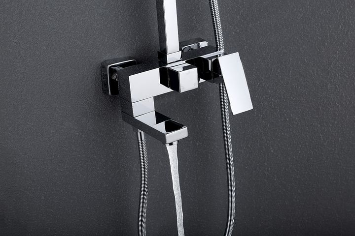 Душевая стойка ABBER Daheim AF8216L с изливом, хром