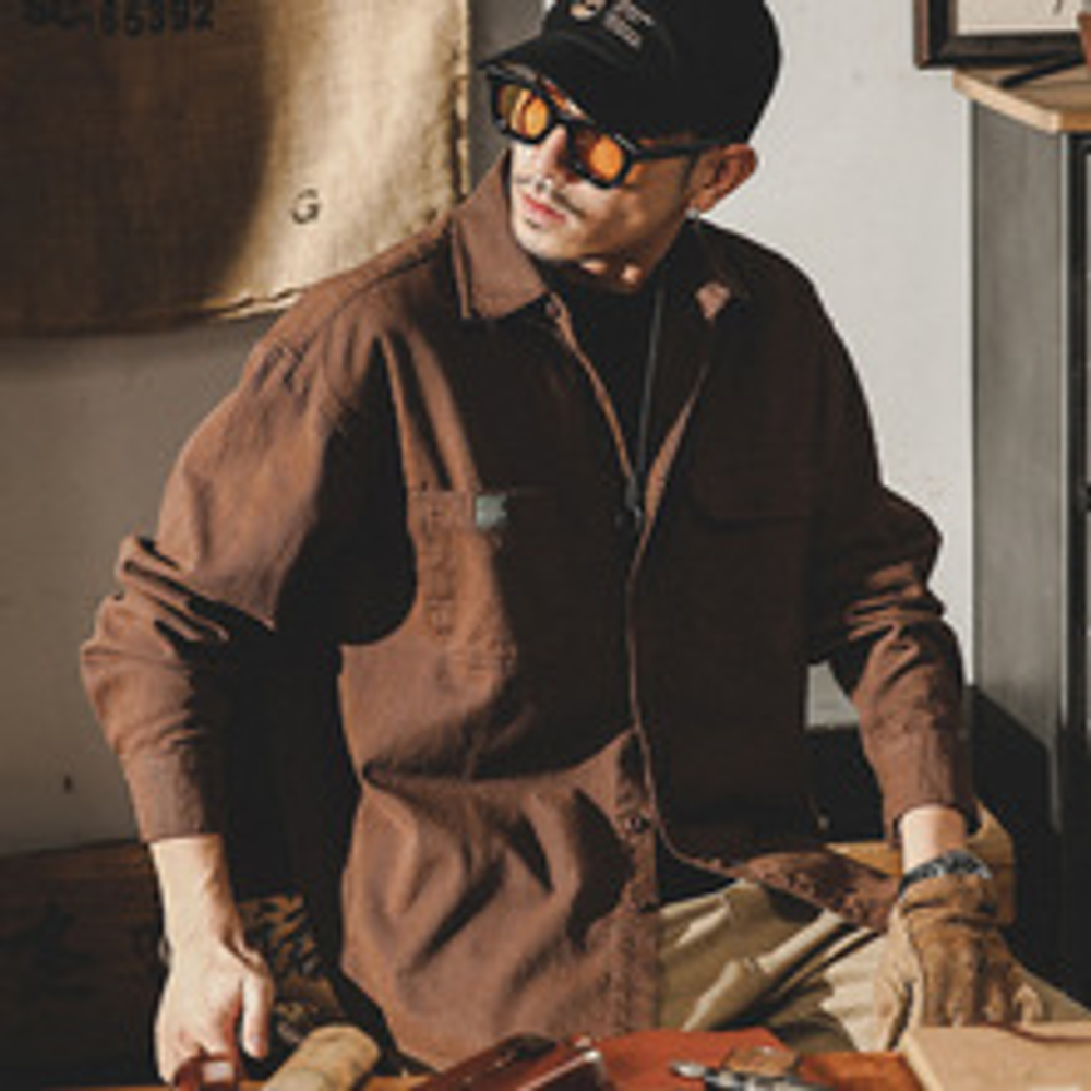 Весенняя рубашка для мужчин с двумя накладными карманами и длинными рукавами. Американский ретро стиль от бренда Jerrueno