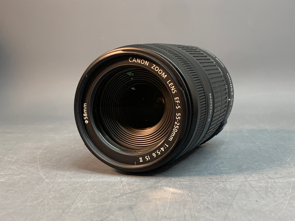 Canon EF-S 55-250mm 4-5.6 IS II