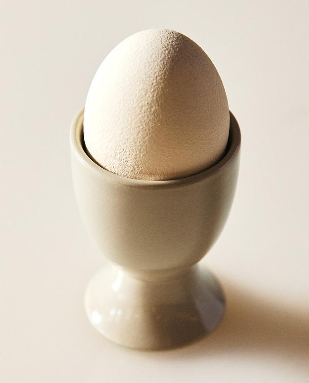 ZARA HOME КЕРАМИЧЕСКАЯ ПОДСТАВКА ДЛЯ ЯИЦ, БЕЖЕВЫЙ