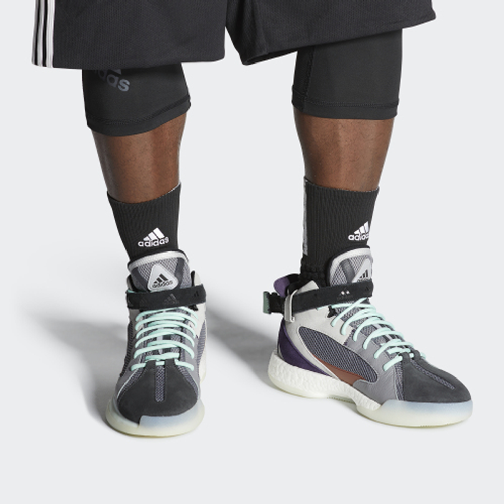 Кроссовки Adidas Posterize