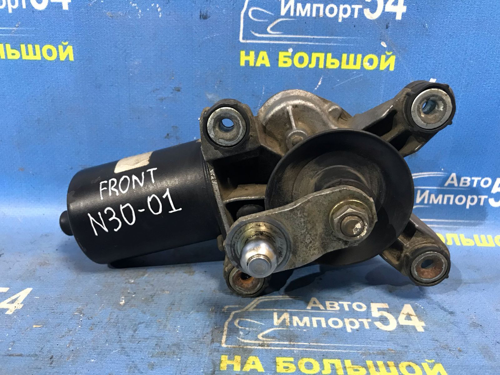 Моторчик переднего дворника NISSAN R'NESSA 1997-2001