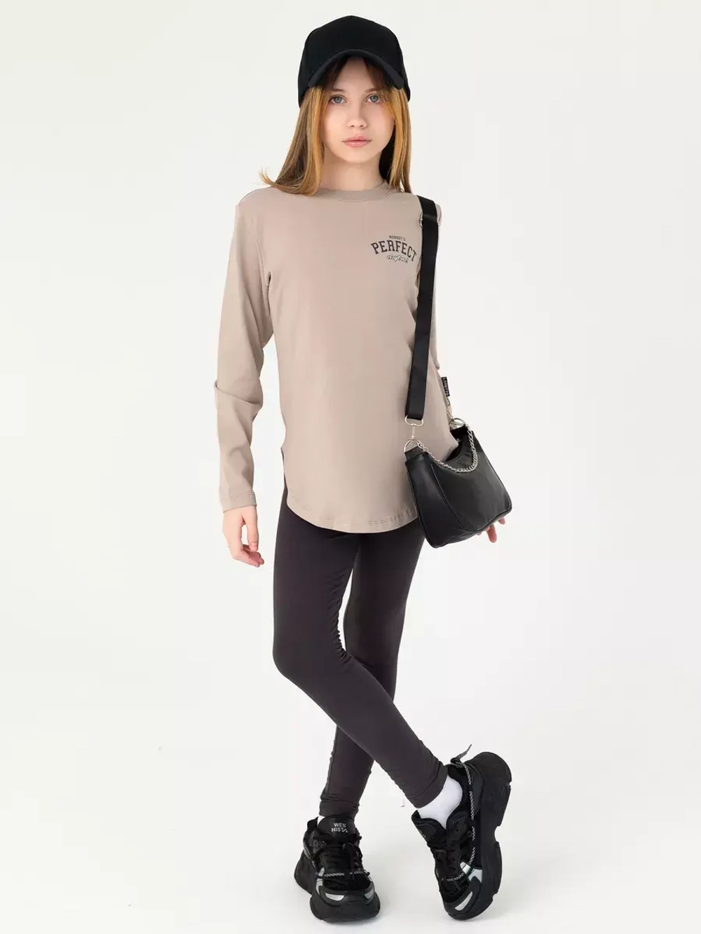 Спортивный костюм для девочки на осень с леггинсами