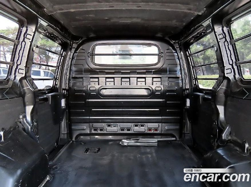 Hyundai Staria Cargo 3-х местный (09.2021)