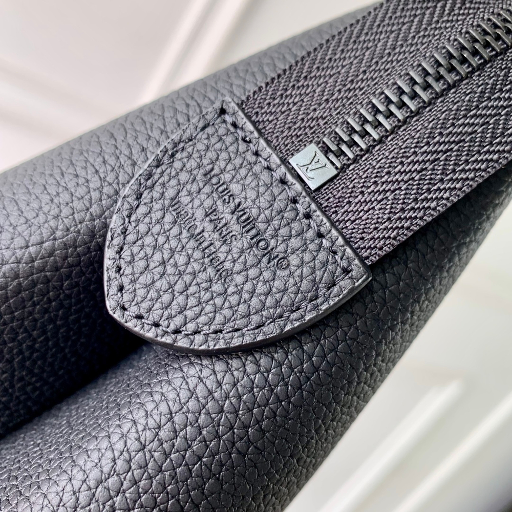 Louis Vuitton Duo Pouch