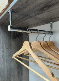 Держатель трубы d25 мм регулируемый торцевой (хром) - 1 шт