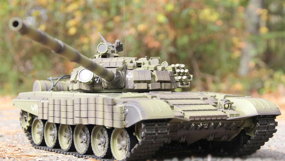 Радиоуправляемый танк Heng Long 3939-1 ERA версия с динамической защитой , V7.0 масштаб 1:16 RTR 2.4GHz - 3939-ERA