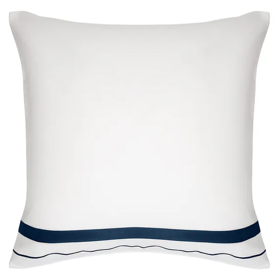 Набор из двух наволочек из сатина белого цвета с темно-синим кантом Essential 70х70 см