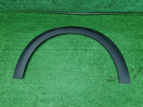 Расширитель передний левый Mercedes E W213 (16-23)