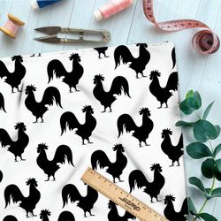 Ткань премиум флис силуэты петухов на белом