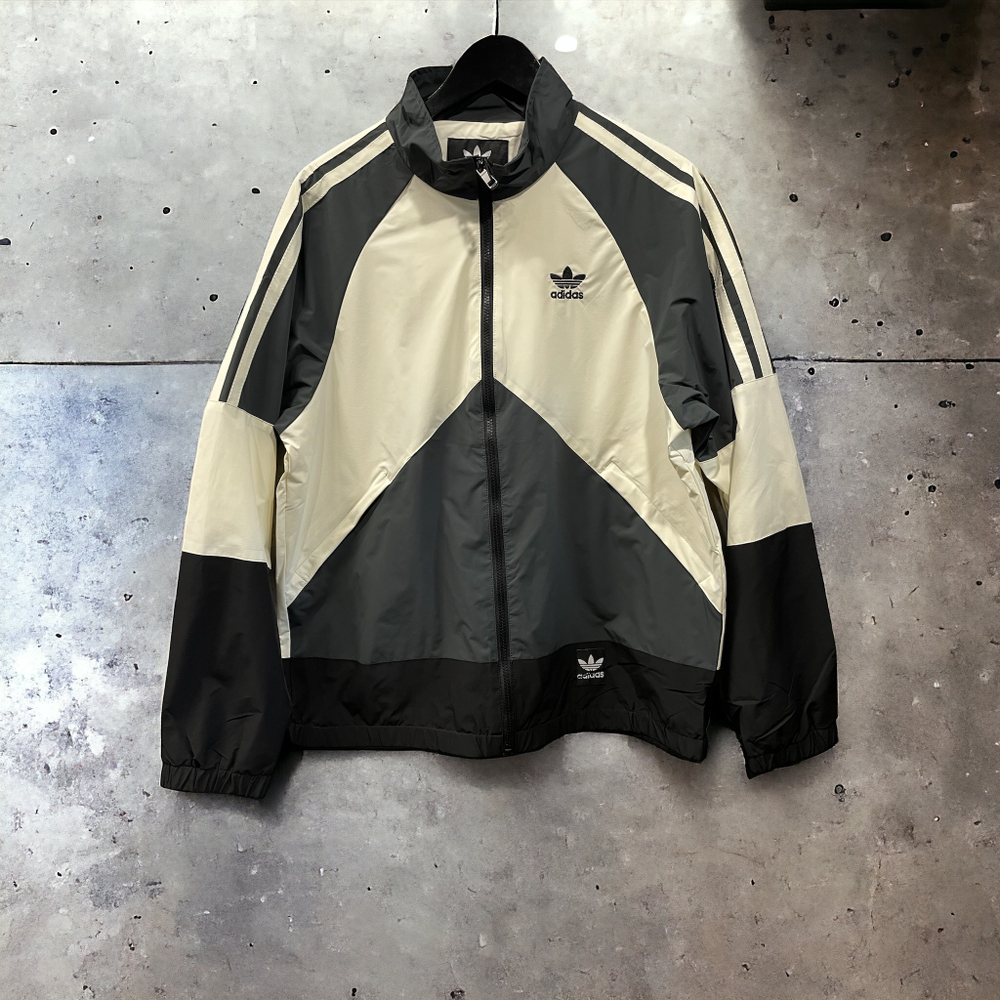 Куртка Adidas #4 • Черно-белый