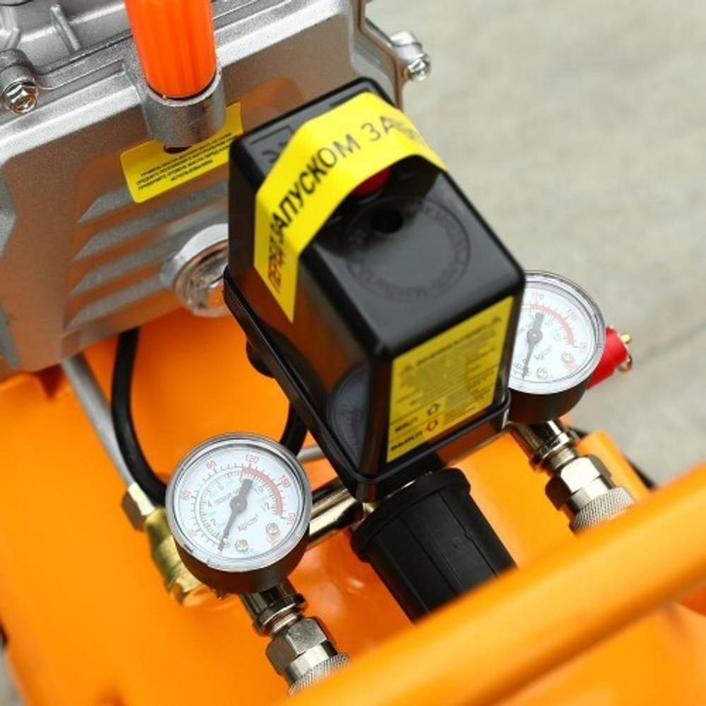 Компрессор поршневой DEKO DKAC50 018-1111