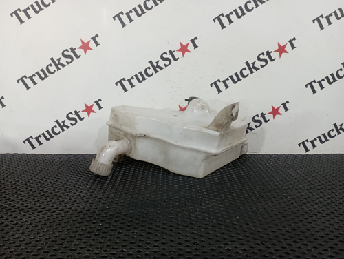 Бачок омывателя лобового стекла 2023г