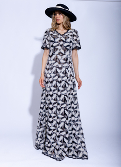 Женское дизайнерское кружевное платье черного цвета с коротким рукавом