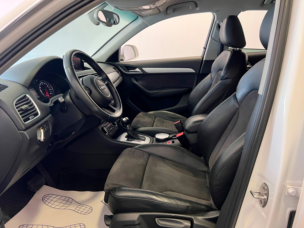Audi Q3, 2015 год