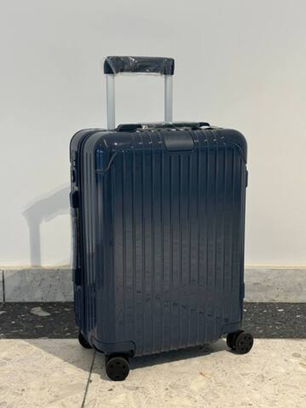 Чемодан Rimowa