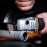 WORX WX803 аккумуляторная угловая шлифмашина (1 x 4 Ач, 1 x 2 Ач, ЗУ)