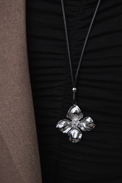 EL SSN2469 Колье