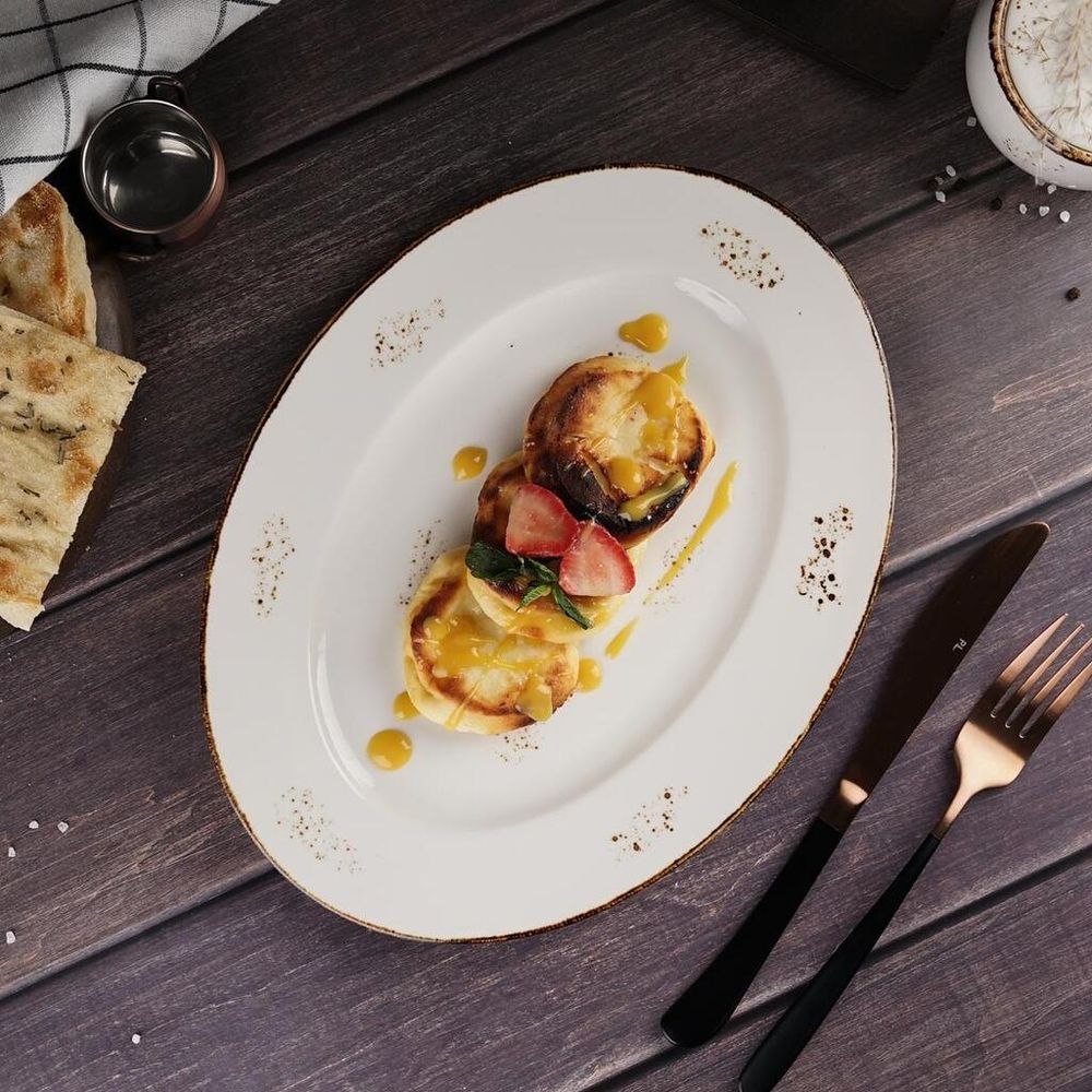 Блюдо овальное 30*22,5 см h2,2 см Grace Noble [1]