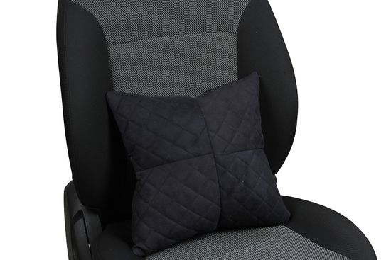 Автомобильная подушка в салон из алькантары "Ромб"