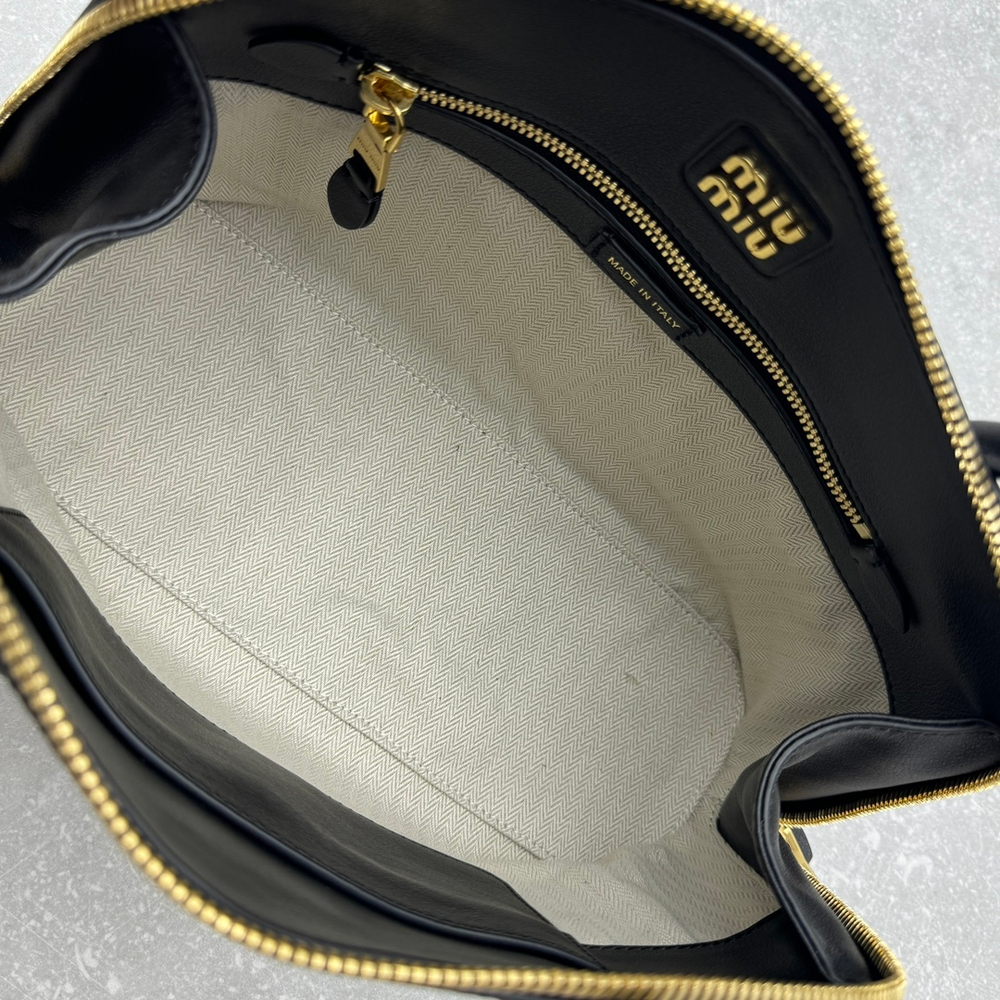 Miu Miu Leather Bag 32 cm