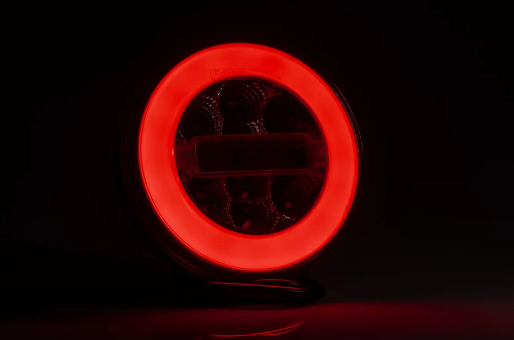 Фонарь задний Fristom FT-113 Y LED 3-функциональный 12/24V
