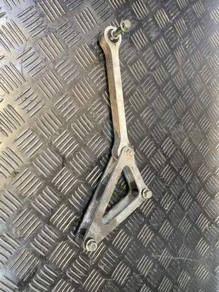 Прогрессия Yamaha FZ1 Fazer RN17