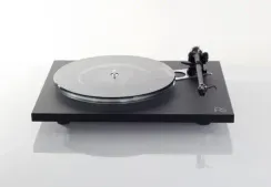 Rega Planar 6 (Ania Pro) Black