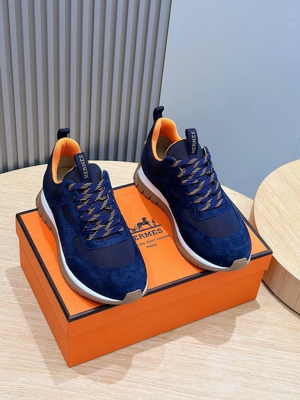 Кроссовки Hermes