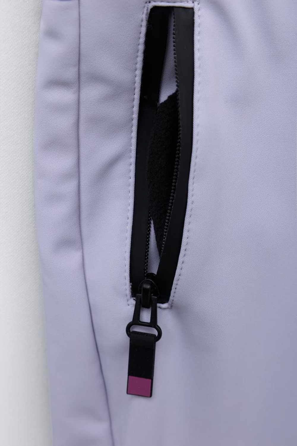 ZARA ВОДОНЕПРОНИЦАЕМЫЙ И ВЕТРОЗАЩИТНЫЙ КОМБИНЕЗОН RECCO®, СВЕТЛО-СИРЕНЕВЫЙ