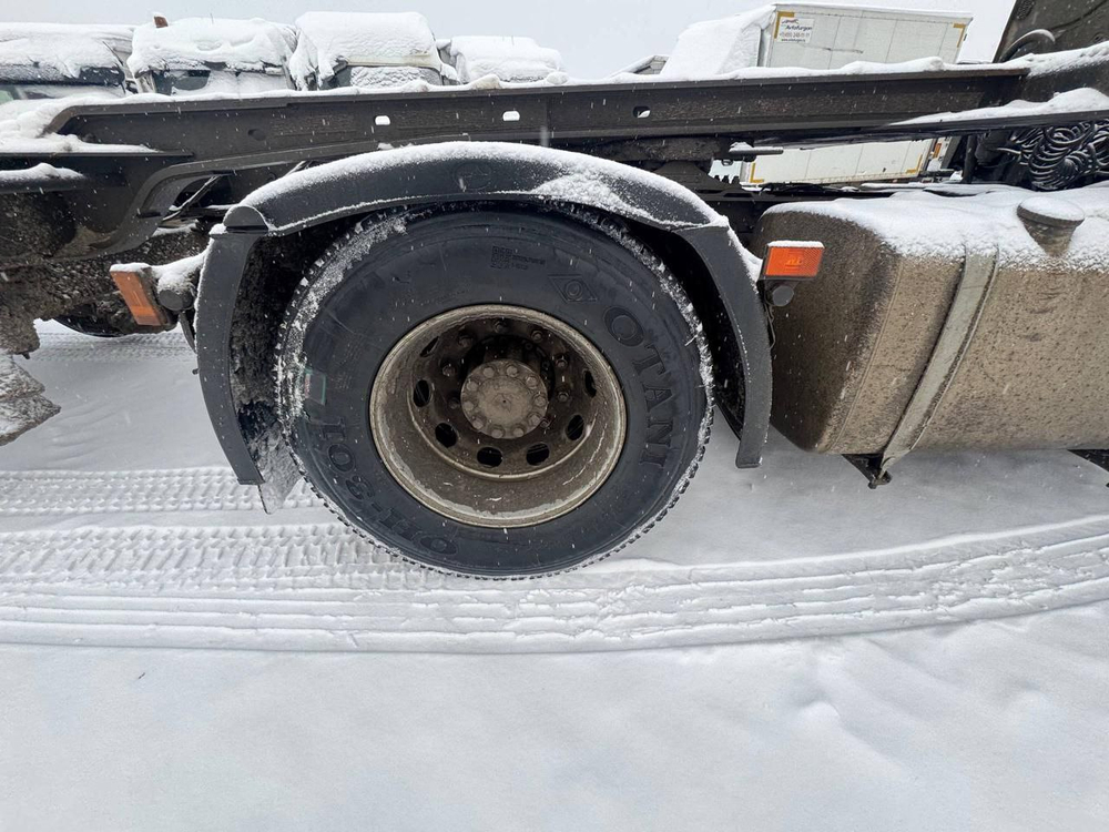 КамАЗ 5490 4x2 Седельный тягач 5490-S5 (Дизельный, 12,0 л, 401 л.с., МТ)