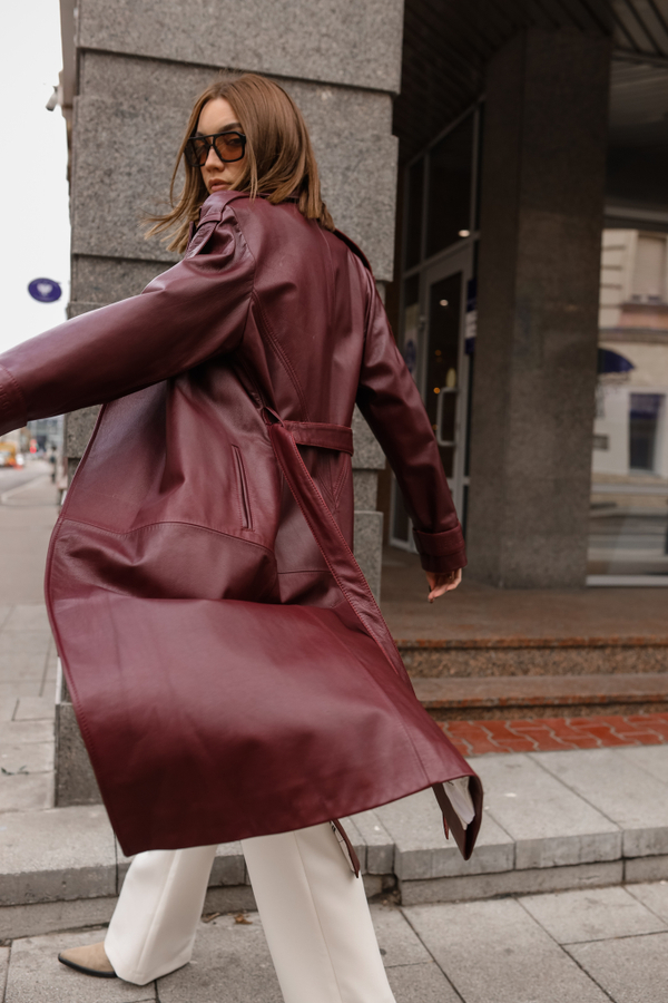 Тренч кожаный бордовый