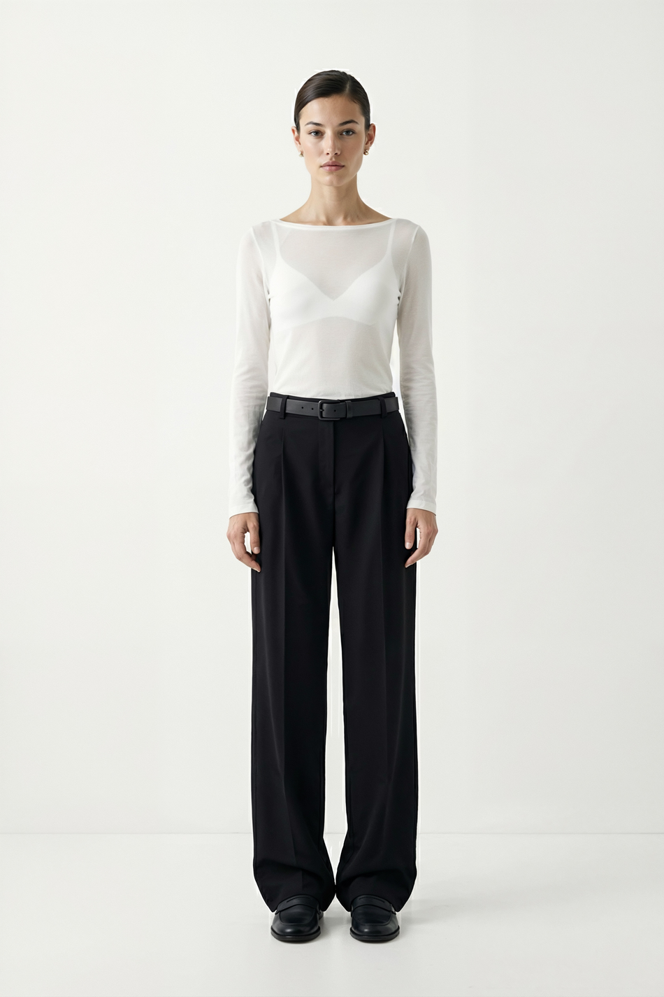 Лонгслив из трикотажа приталенного силуэта