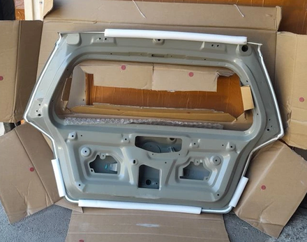 Дверь задняя Крышка багажника Geely MK Cross