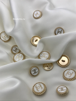 Пуговицы Шан. золотые с белой эмалью (плоские)