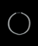 крупное колье tre из серебряного гематита