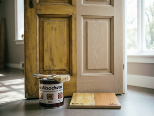 Жёлтая лакированная дверь: как обновить старое покрытие, не снимая её с петель.