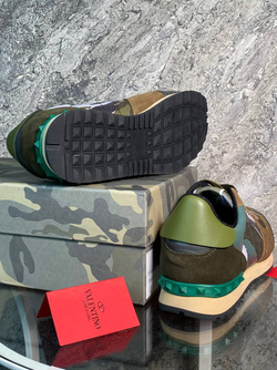 Кроссовки Valentino