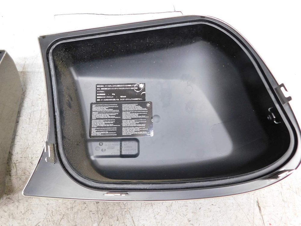 крышки боковых кофров BMW R1200RT 7160-7683269 7160-7683270