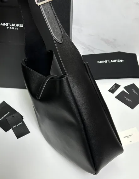 Сумка Saint Laurent LE 5 A 7 эластичная, из зернистой кожи, черная