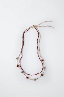 ZARA НАБОР ИЗ ДВУХ ОЖЕРЕЛИЙ С БУСИНАМИ И ЦВЕТАМИ, ГРАНАТОВЫЙ